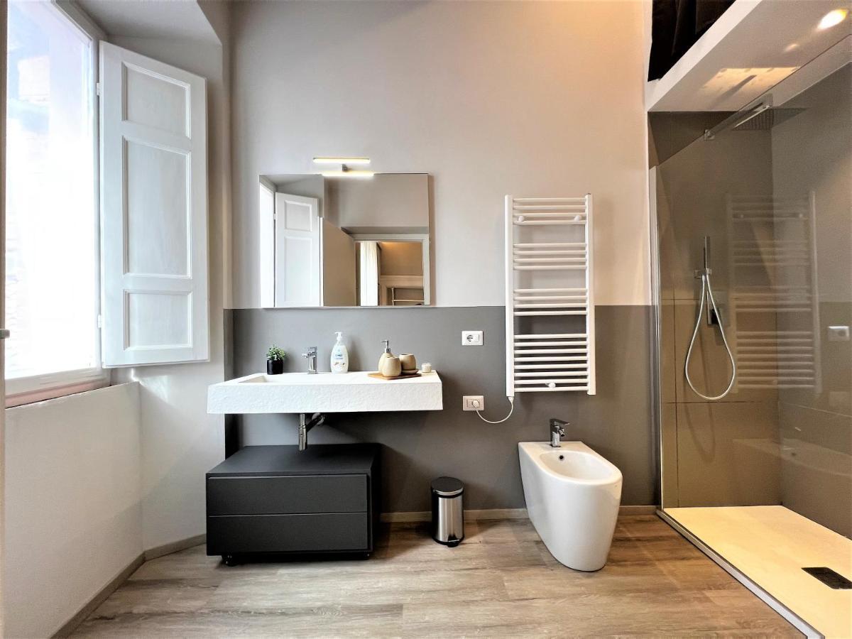 Kami-Central Beautiful Apartment Over The Roofs سيينا المظهر الخارجي الصورة