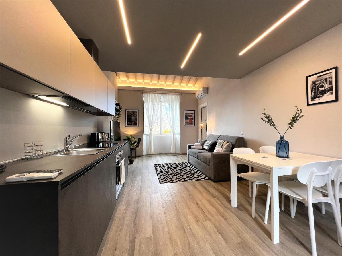 Kami-Central Beautiful Apartment Over The Roofs سيينا المظهر الخارجي الصورة